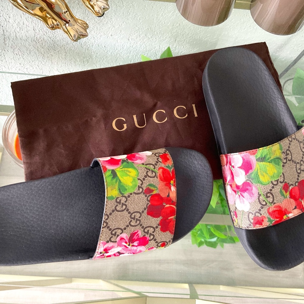 Gucci GG Blooms Supreme Floral  Slides Sandals 37 or sz 7